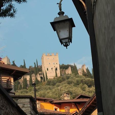 Casa Vacanze Claudette Arco Buitenkant foto