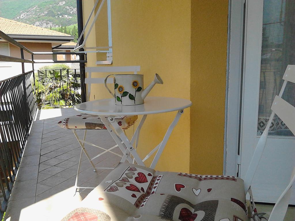 Casa Vacanze Claudette Arco Buitenkant foto