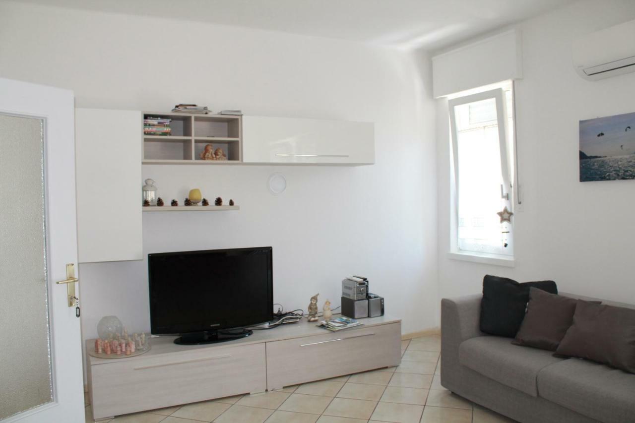 Casa Vacanze Claudette Arco Buitenkant foto