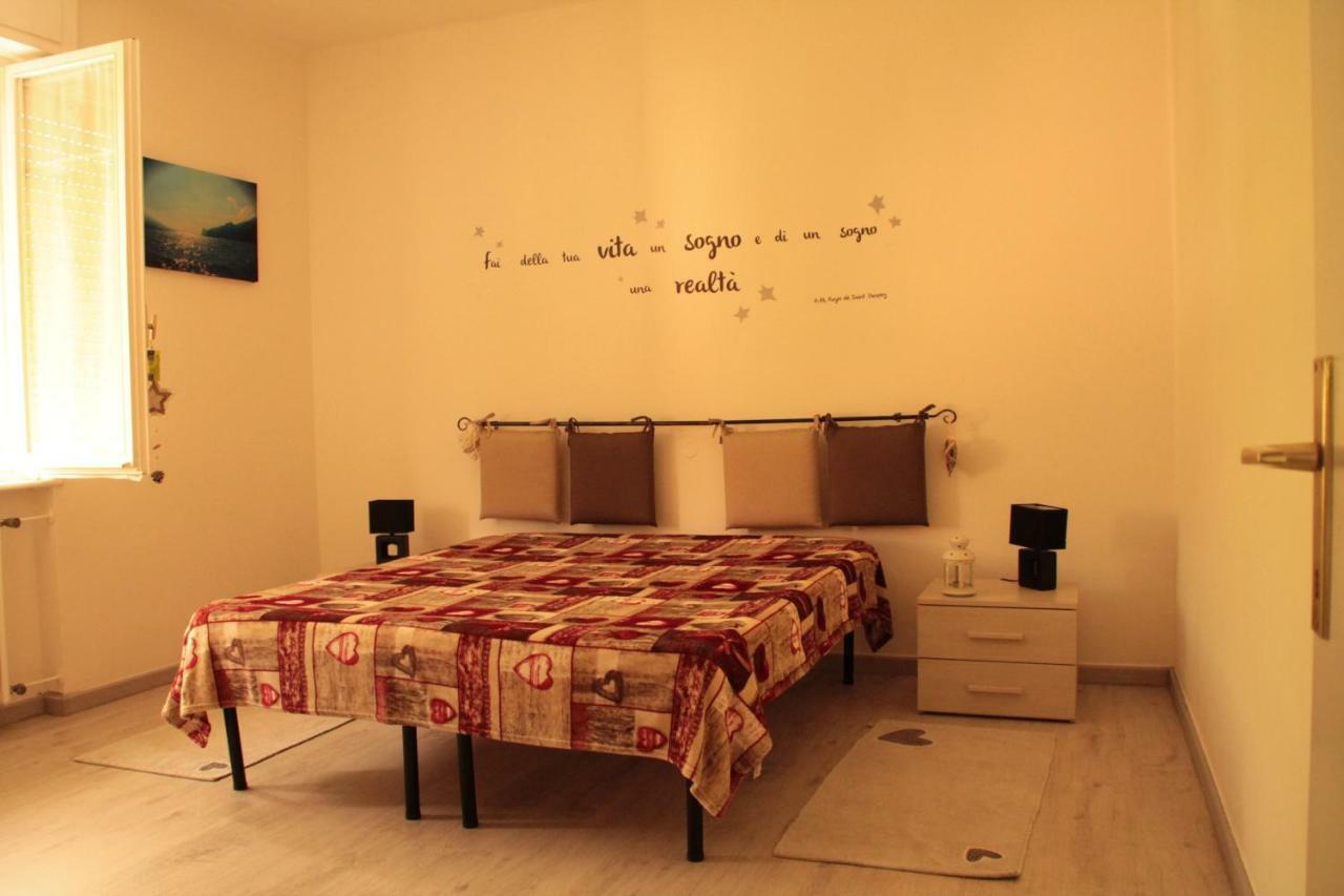 Casa Vacanze Claudette Arco Buitenkant foto